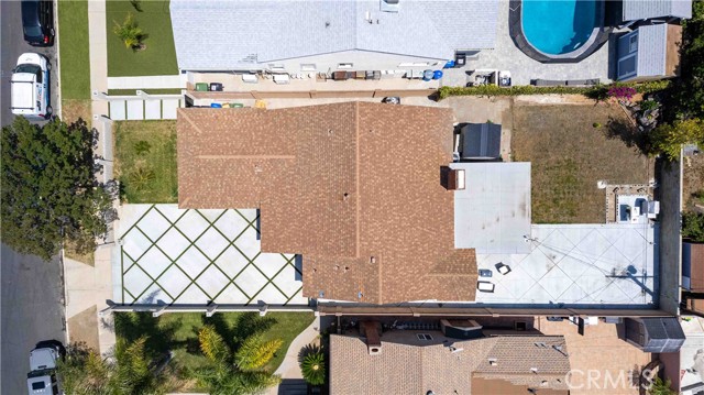 6832 Cantaloupe Avenue, Van Nuys CA: https://media.crmls.org/medias/5b88f637-1d83-4432-95ab-2a95b2d38f5d.jpg