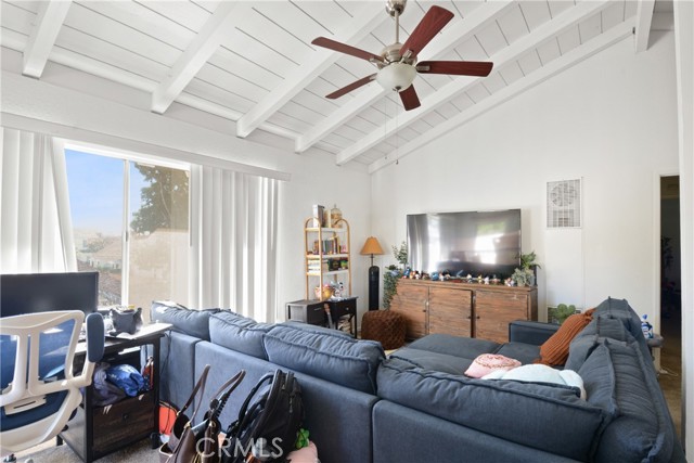 Detail Gallery Image 5 of 7 For 410 S Orange Ave #B,  Brea,  CA 92821 - 2 Beds | 1 Baths