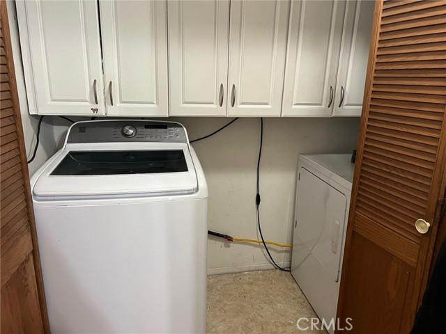 Detail Gallery Image 5 of 19 For 2524 W 115th St, Hawthorne,  CA 90250 - 4 Beds | 2 Baths