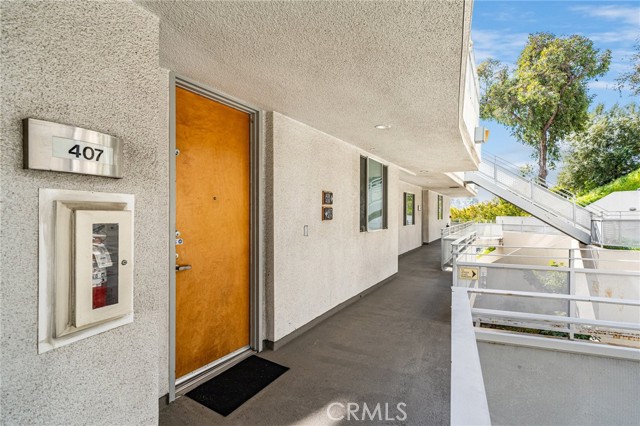 Detail Gallery Image 16 of 36 For 171 N Church Ln #407,  Los Angeles,  CA 90049 - 2 Beds | 2 Baths