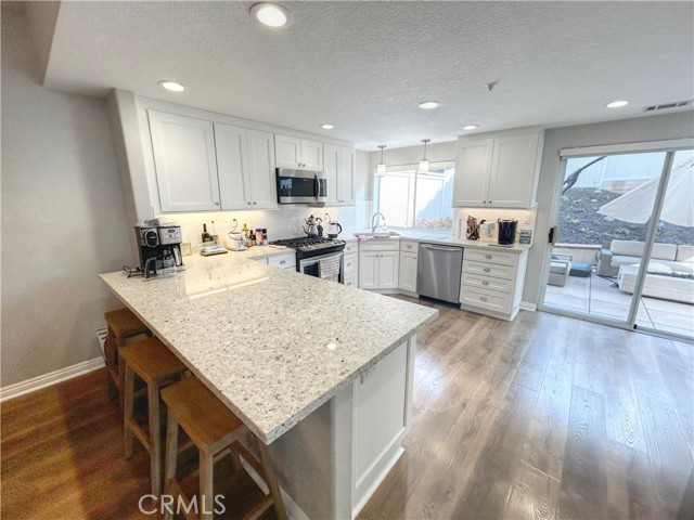 Detail Gallery Image 4 of 37 For 801 via Presa, San Clemente,  CA 92672 - 3 Beds | 2/1 Baths