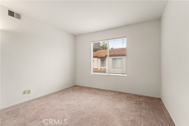 Detail Gallery Image 17 of 29 For 105 Corsica Dr, Newport Beach,  CA 92660 - 2 Beds | 1 Baths