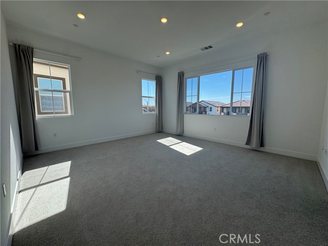 Detail Gallery Image 23 of 28 For 114 Pansy, Irvine,  CA 92618 - 5 Beds | 5 Baths