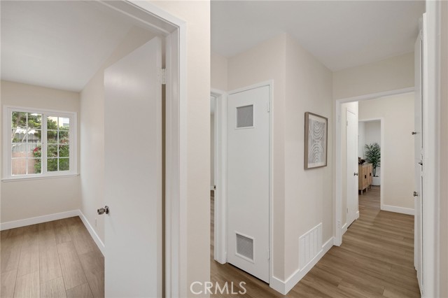 Detail Gallery Image 14 of 27 For 18017 Glenburn Ave, Torrance,  CA 90504 - 3 Beds | 2 Baths
