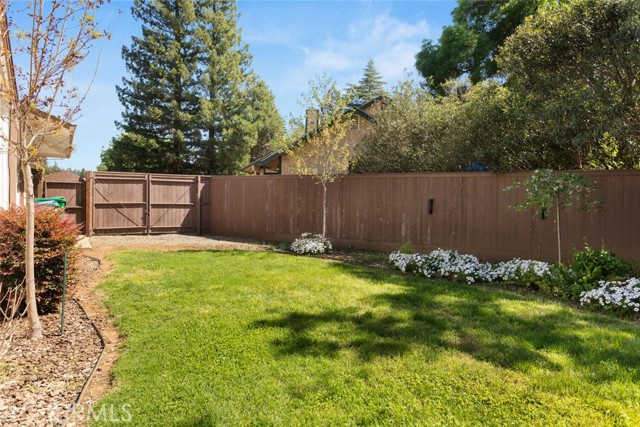 Detail Gallery Image 27 of 31 For 73 Skymountain Cir, Chico,  CA 95928 - 3 Beds | 2 Baths