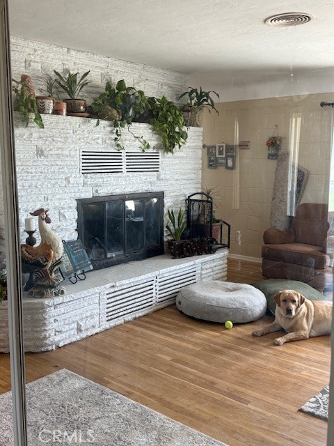 MLS #OC25258300 image #4