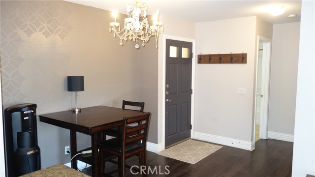 Detail Gallery Image 3 of 10 For 2400 Del Mar Way #201,  Corona,  CA 92882 - 2 Beds | 2 Baths