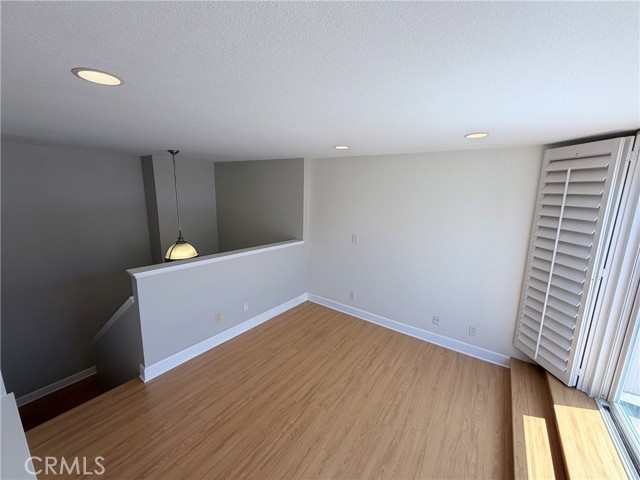14647 Dickens, 8 photo 19