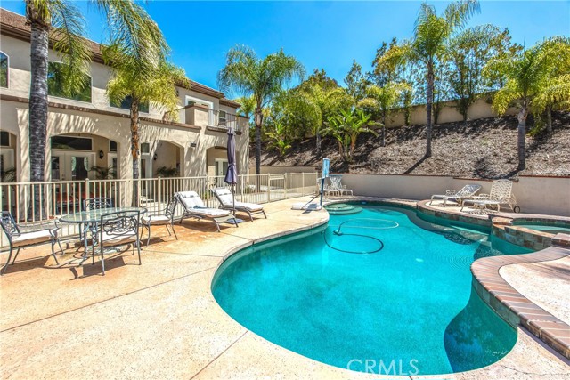 Detail Gallery Image 58 of 65 For 652 Fairway Dr, Redlands,  CA 92373 - 5 Beds | 4/1 Baths