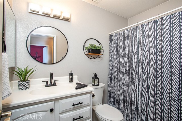 Detail Gallery Image 13 of 19 For 3562 Hadley Dr, Jurupa Valley,  CA 91752 - 3 Beds | 2 Baths