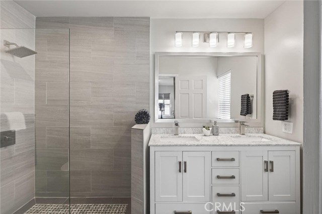 Detail Gallery Image 46 of 75 For 28 10th Ct (9th St Walkstreet), Hermosa Beach,  CA 90254 - 4 Beds | 3/2 Baths