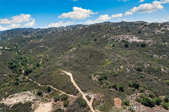 Detail Gallery Image 8 of 12 For 18250 La Ventana Rd, Murrieta,  CA 92562 - – Beds | – Baths