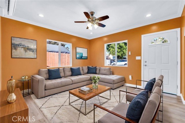 Detail Gallery Image 2 of 38 For 2146 E Lucien, Compton,  CA 90222 - 3 Beds | 2 Baths