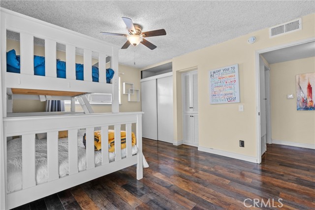 Detail Gallery Image 34 of 59 For 9558 Swinton, North Hills,  CA 91343 - 3 Beds | 2 Baths