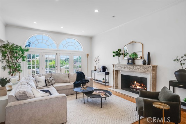 Detail Gallery Image 14 of 41 For 950 Hampton, Arcadia,  CA 91006 - 5 Beds | 6/2 Baths