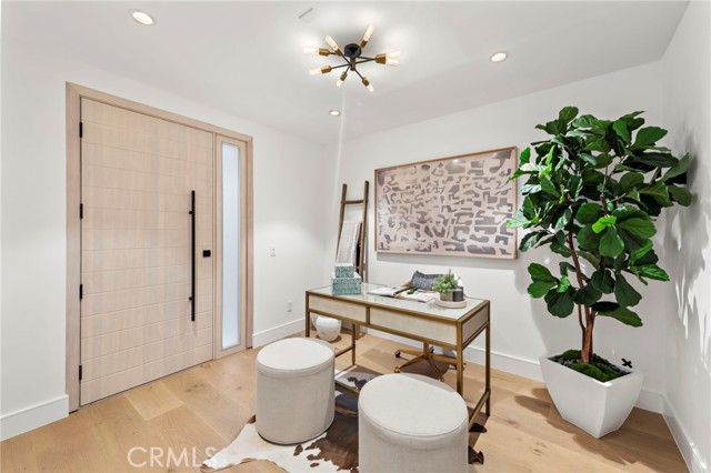 Detail Gallery Image 2 of 29 For 20462 Santa Ana Ave #F,  Newport Beach,  CA 92660 - 3 Beds | 3 Baths