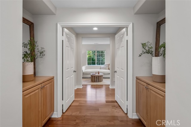 2188 Saratoga Lane, Glendora CA: https://media.crmls.org/medias/5b93357f-42fd-46fc-ba5b-b2dfdd00affa.jpg