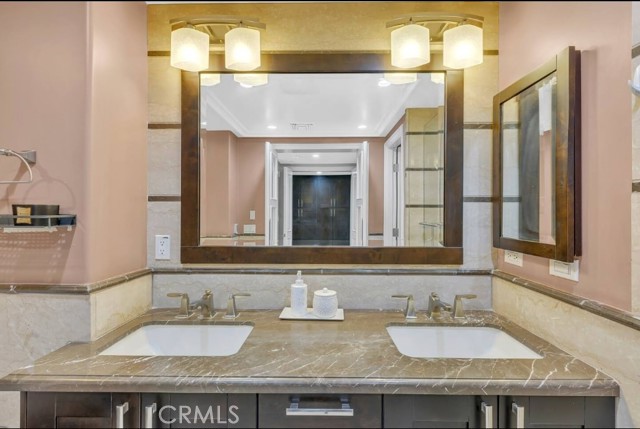 Detail Gallery Image 42 of 57 For 155 Cordova St #203,  Pasadena,  CA 91105 - 2 Beds | 2 Baths