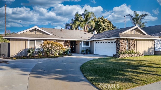 Detail Gallery Image 3 of 36 For 130 N Lohrum, Anaheim Hills,  CA 92807 - 4 Beds | 2 Baths