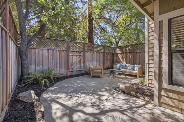 Detail Gallery Image 24 of 36 For 137 Redding Rd #B,  Campbell,  CA 95008 - 2 Beds | 2/1 Baths