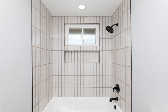 Detail Gallery Image 29 of 32 For 2275 Farringdon Ave, Pomona,  CA 91768 - 3 Beds | 2 Baths