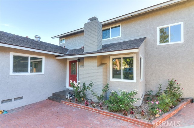 Detail Gallery Image 3 of 47 For 235 Poinsettia Ave, Monrovia,  CA 91016 - 5 Beds | 2 Baths