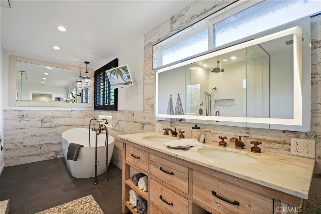 MLS #SR25252271 image #33