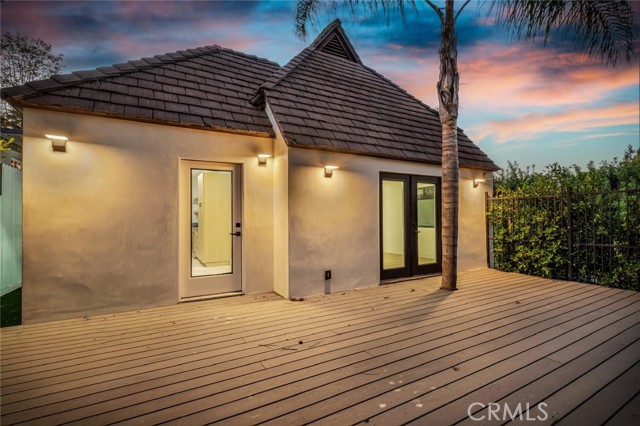 Detail Gallery Image 15 of 72 For 1145 S Longwood, Los Angeles,  CA 90019 - 4 Beds | 3 Baths