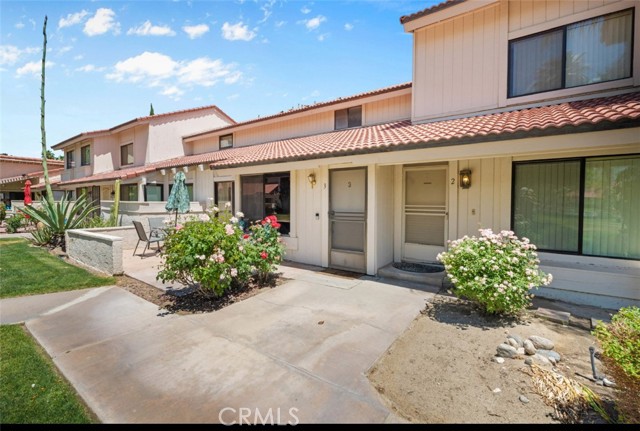 Detail Gallery Image 2 of 17 For 6134 Arroyo #3,  Palm Springs,  CA 92264 - 2 Beds | 1/1 Baths