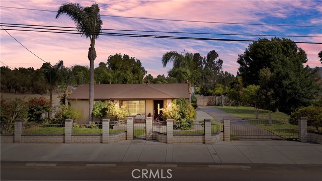 10710 Wells Ave, Riverside, CA 92505