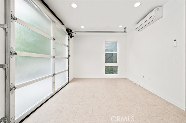 Detail Gallery Image 6 of 39 For 1533 Sullivan Ave, Costa Mesa,  CA 92627 - 2 Beds | 3/1 Baths