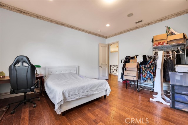 22349 Dolorosa Street, Woodland Hills CA: https://media.crmls.org/medias/5b98cddb-76ed-4f9f-8762-e2d58f5c3806.jpg