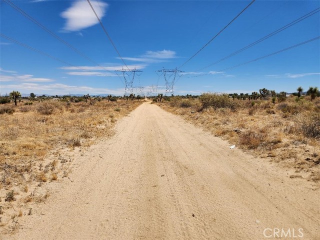 Detail Gallery Image 5 of 6 For 1 Coyote Rd, Phelan,  CA 92371 - – Beds | – Baths