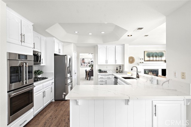 21251 Hillgate Circle, Rancho Santa Margarita CA: https://media.crmls.org/medias/5b99d601-ffad-4195-8d1f-85541b51b4f2.jpg