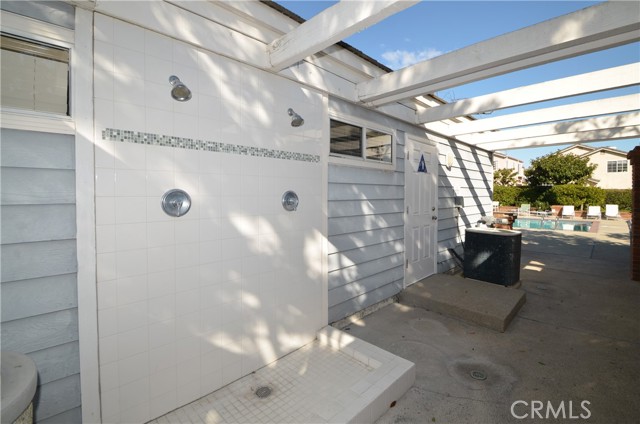 2123 Shelburne Way, Torrance CA: https://media.crmls.org/medias/5b9af0df-9972-4d5f-94c8-db005b1bd017.jpg