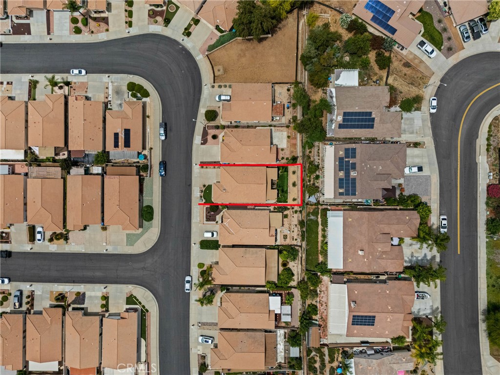 https://media.crmls.org/medias/5b9b0358-3001-40df-9332-a451b938c0e6.jpg?preset=X-Large