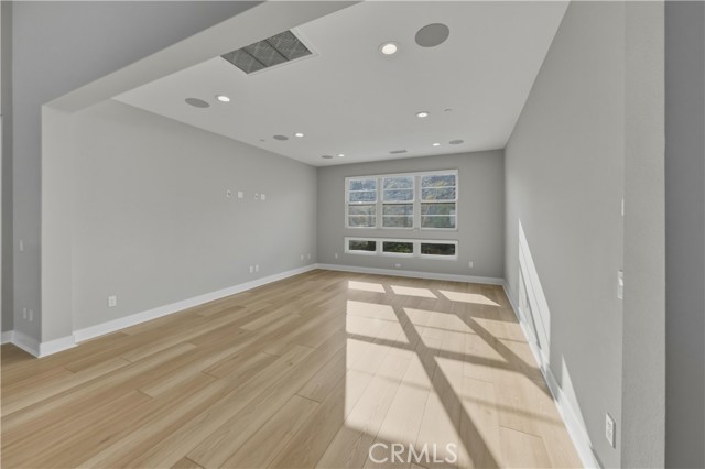 Image 22 of 42 For 11800 Hillsborough