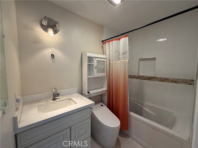 5410 Chippewa Court, Chino CA: https://media.crmls.org/medias/5b9ba774-878f-4ef0-888b-caddc75d4949.jpg