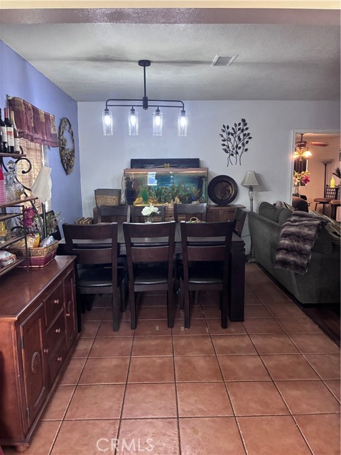 Detail Gallery Image 12 of 24 For 114 S Encina, Rialto,  CA 92376 - 4 Beds | 1 Baths