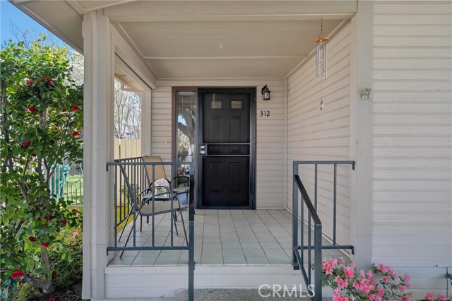 Detail Gallery Image 4 of 57 For 2050 Springfield Dr #312,  Chico,  CA 95928 - 2 Beds | 2 Baths