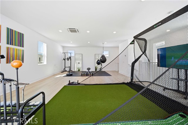 Detail Gallery Image 40 of 69 For 27516 Golden Currant Pl, Valencia,  CA 91381 - 4 Beds | 4/1 Baths