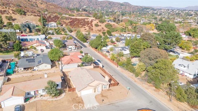 Detail Gallery Image 47 of 48 For 33163 Friar Tuck Way, Lake Elsinore,  CA 92530 - 4 Beds | 2/1 Baths