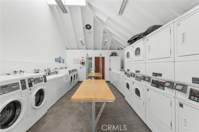 Detail Gallery Image 28 of 31 For 5001 Stoney Creek Rd #354,  Culver City,  CA 90230 - 2 Beds | 2 Baths