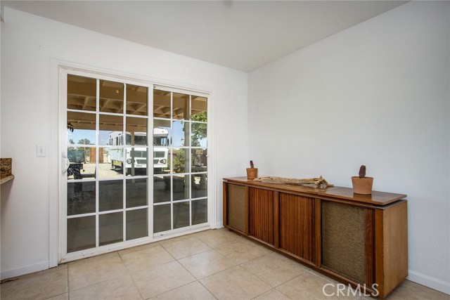 Detail Gallery Image 15 of 41 For 5750 Hall Ln, Twentynine Palms,  CA 92277 - 3 Beds | 2 Baths