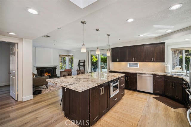 1205 Cerca, San Clemente CA: https://media.crmls.org/medias/5b9ef429-787f-41a9-b5d1-71eaf6ff367d.jpg
