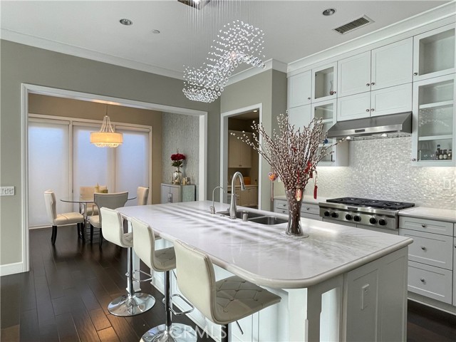 Detail Gallery Image 1 of 25 For 56 Purple Jasmine, Irvine,  CA 92620 - 4 Beds | 3 Baths