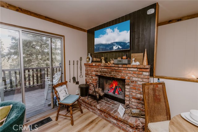 42975 Falls, Big Bear Lake, CA 92315