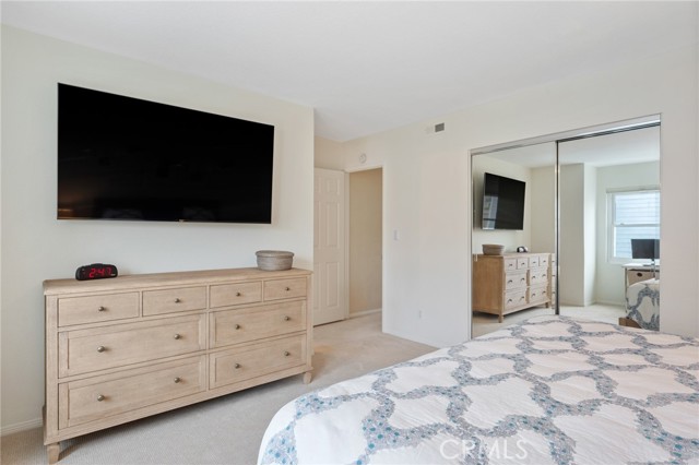 Detail Gallery Image 25 of 36 For 427 Manhattan Ave, Hermosa Beach,  CA 90254 - 2 Beds | 2/1 Baths