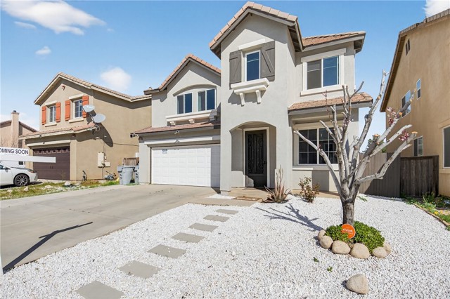 Detail Gallery Image 2 of 31 For 14016 Katelyn St, Hesperia,  CA 92345 - 6 Beds | 3 Baths