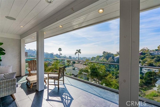 Detail Gallery Image 10 of 10 For 986 Oriole Dr, Laguna Beach,  CA 92651 - 3 Beds | 3 Baths